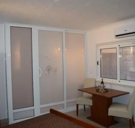 Apartamento Arija *